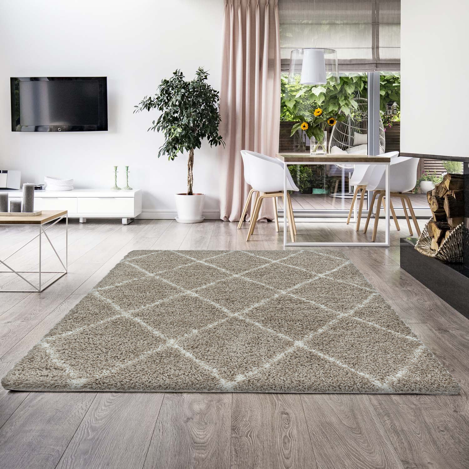 Tapis à poils longs Beige et motifs losanges Ivoire – STUDIO DECO