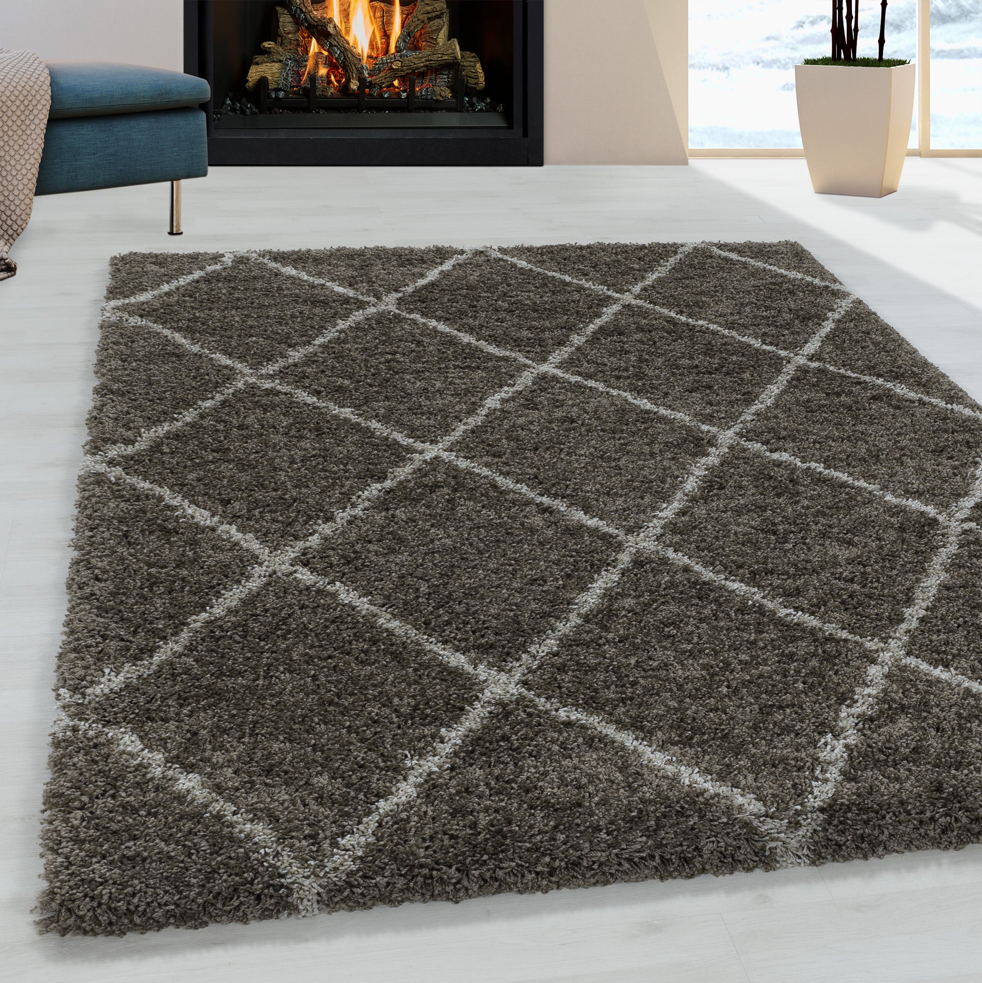 Tapis à poils longs Taupe et motifs losanges Ivoire – STUDIO DECO