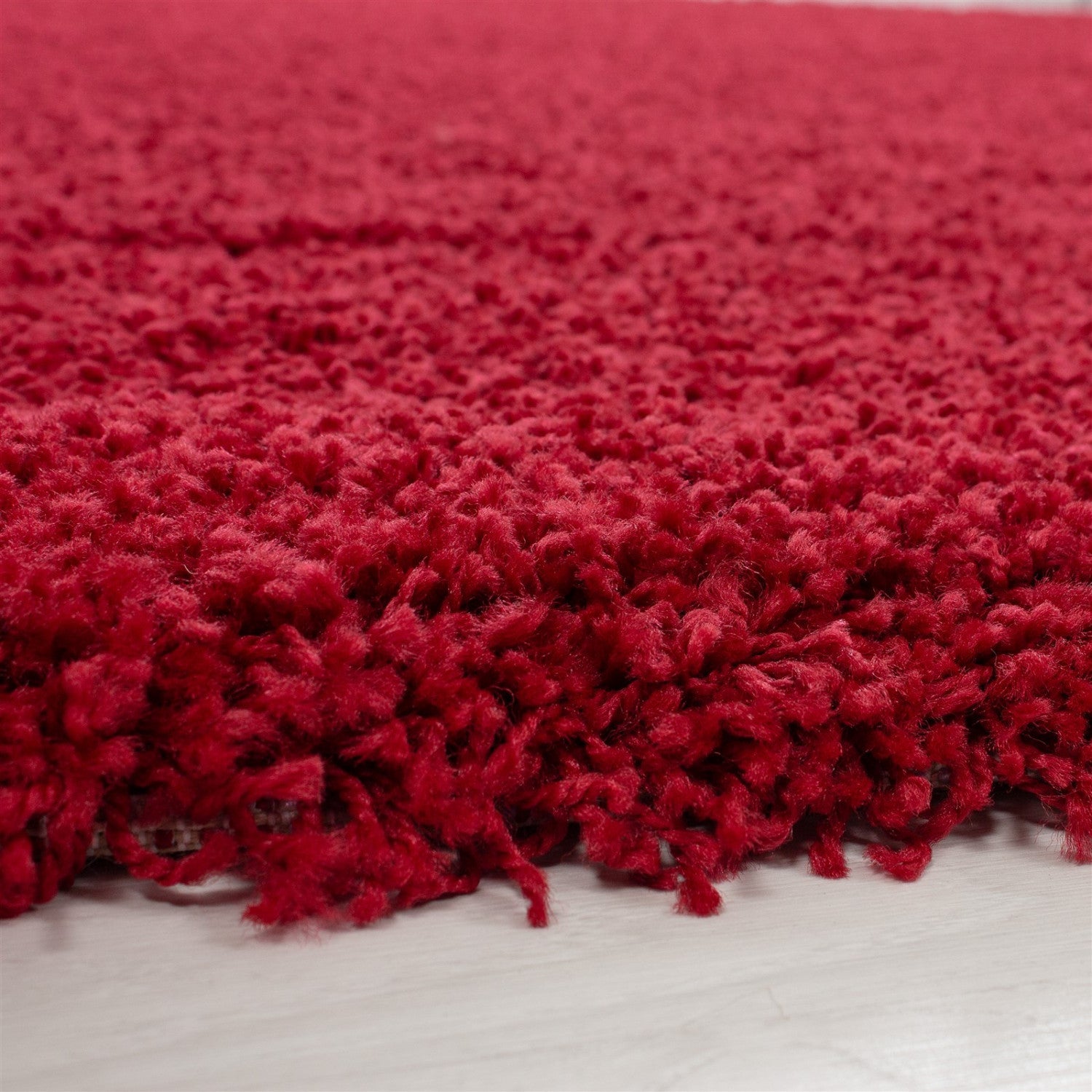 Tapis Shaggy Uni à poils longs - Rouge – STUDIO DECO