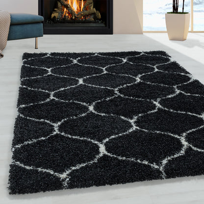 Tapis à poils longs et motifs Alhambra - Noir et Blanc