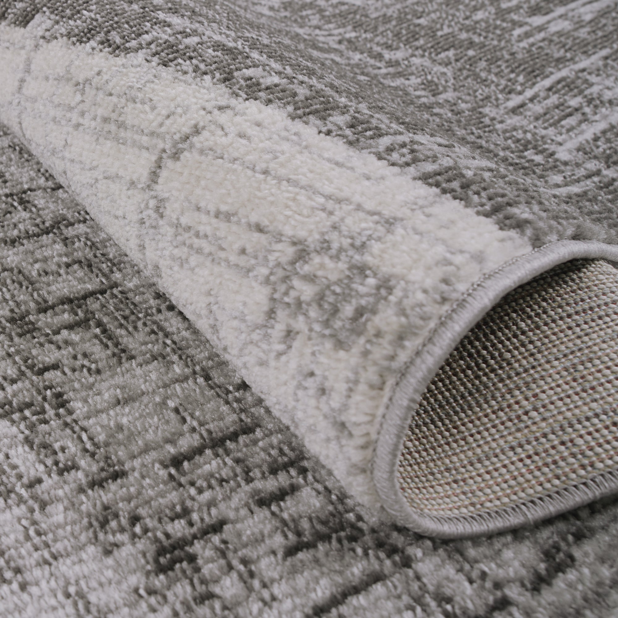 Tapis d'inspiration MINIMAL – STUDIO DECO