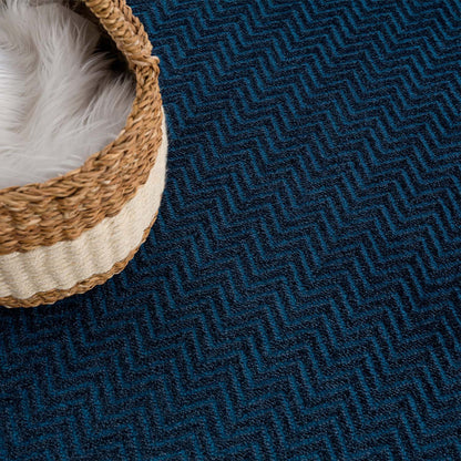 Tapis uni à relief chevrons - Bleu