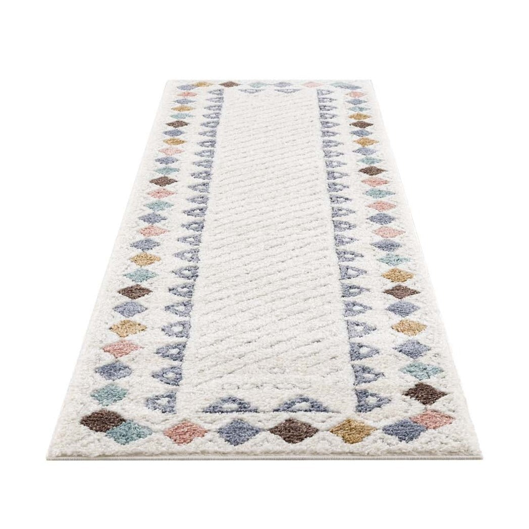 tapis multicolore à poils longs et motifs relief