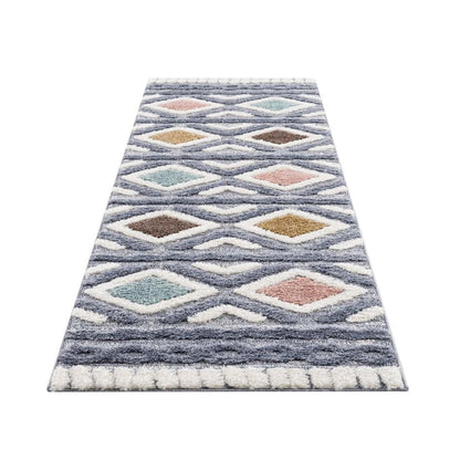 tapis multicolore à poils longs et motifs relief