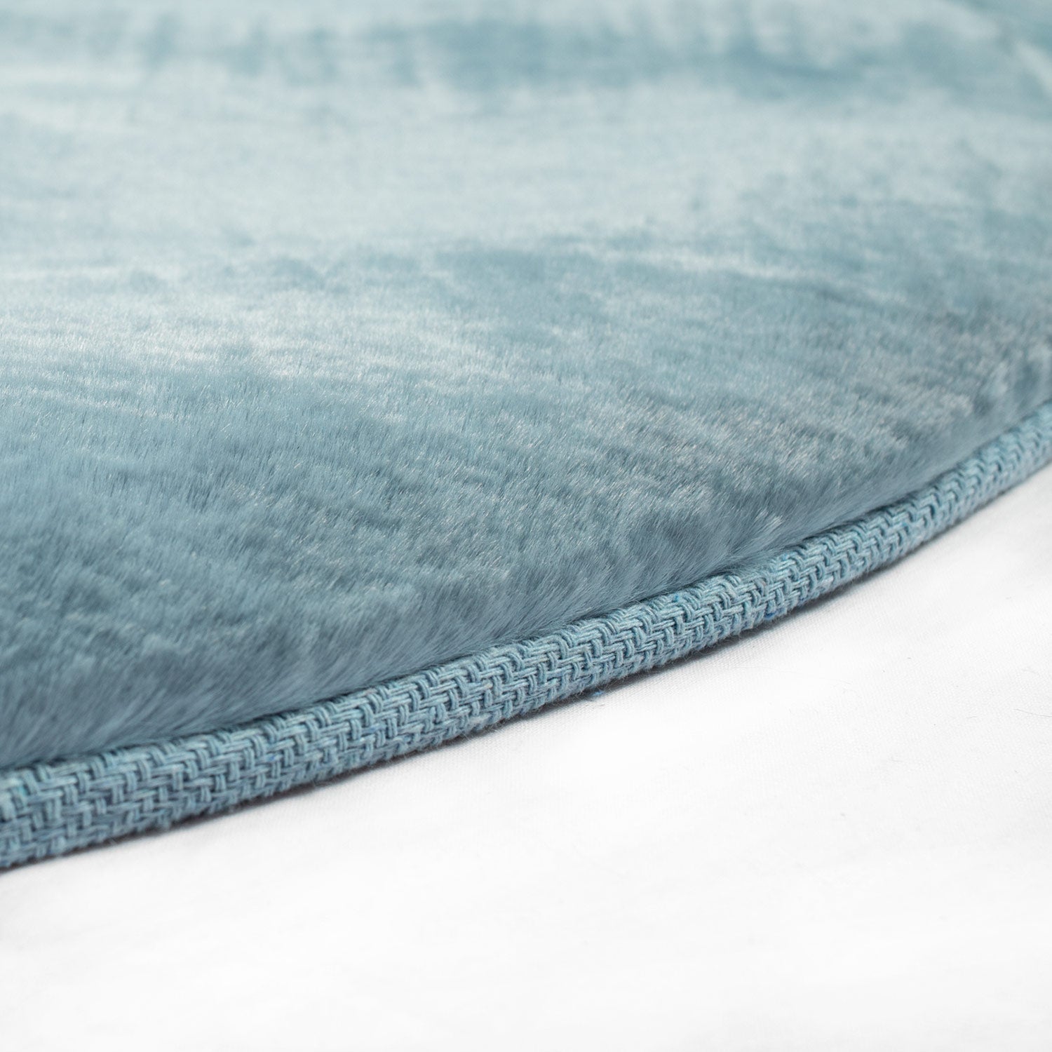 Tapis de Fourrure Rond Velours Bleu Canard – STUDIO DECO