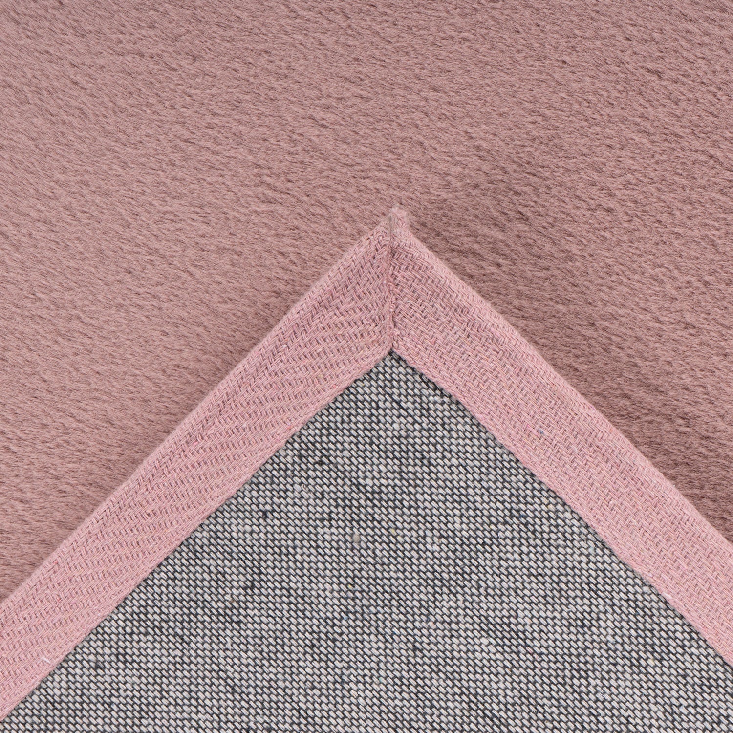 Tapis de Fourrure Velours - Rose Poudré – STUDIO DECO